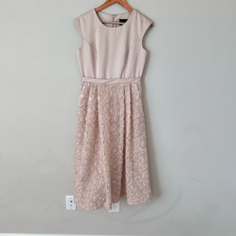 Alex Evening cream midi dress with details